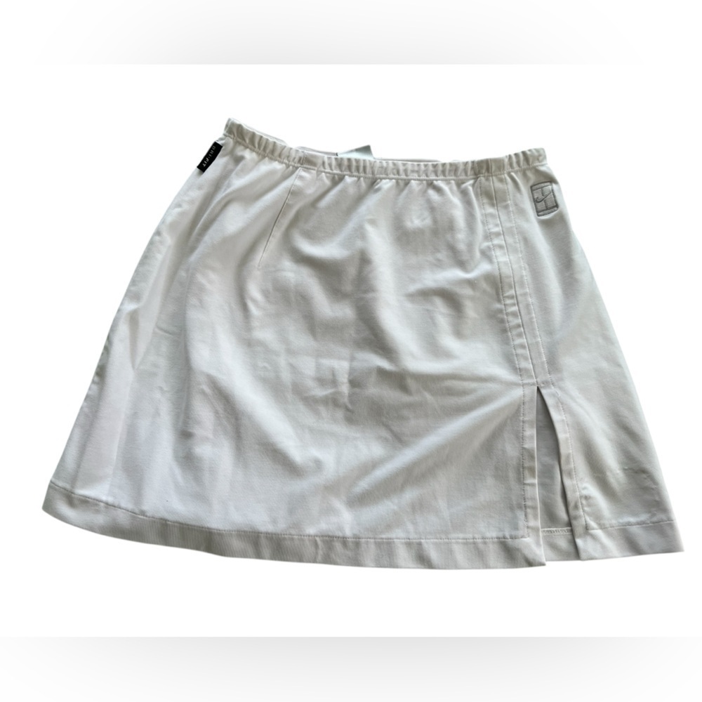 Nike dry fit  white tennis skirt with thigh slit